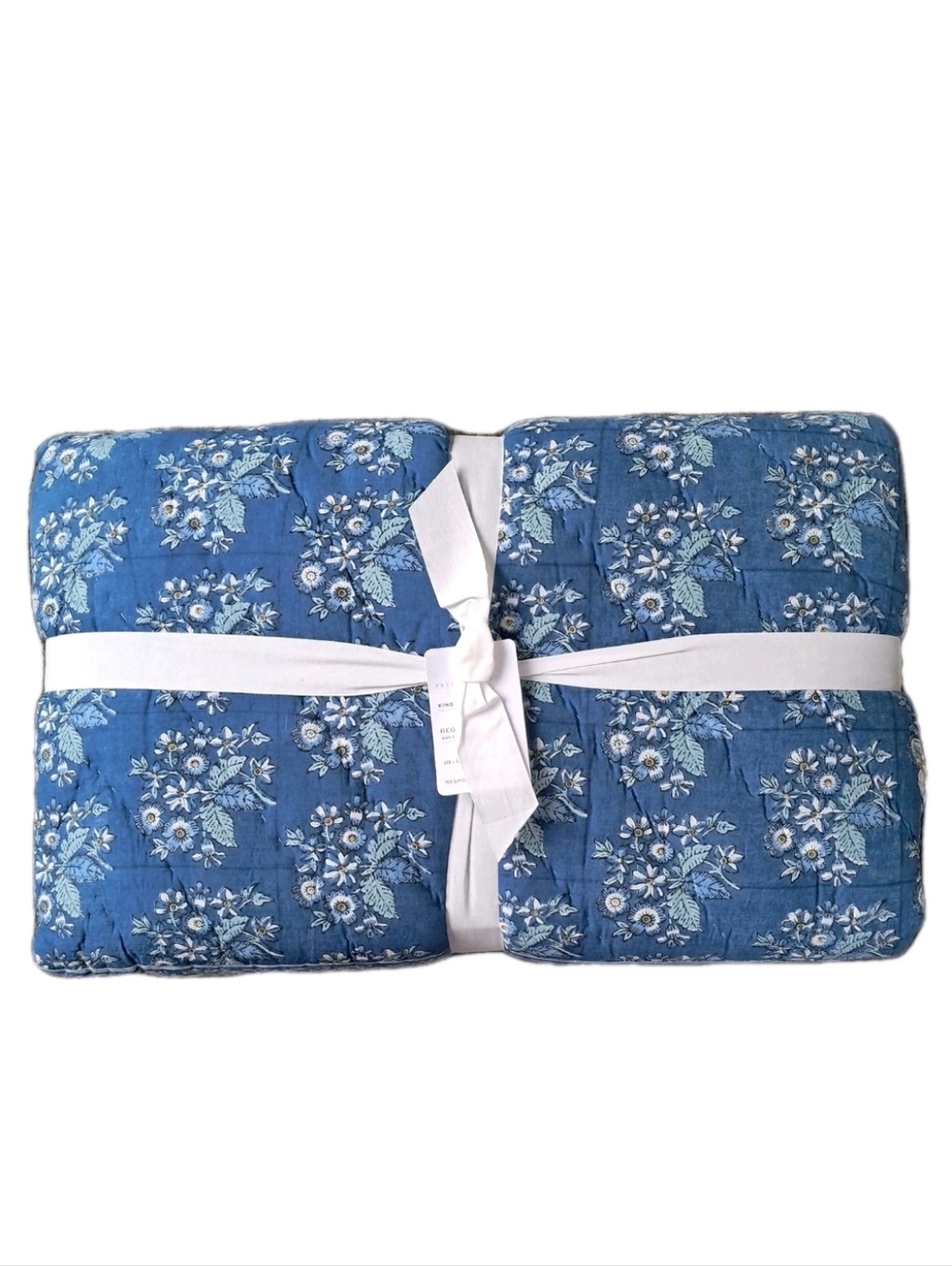 Pottery Barn Regan Handcrafted Reversible Quilt King/Cal King Blue Floral New - Picture 2 of 4